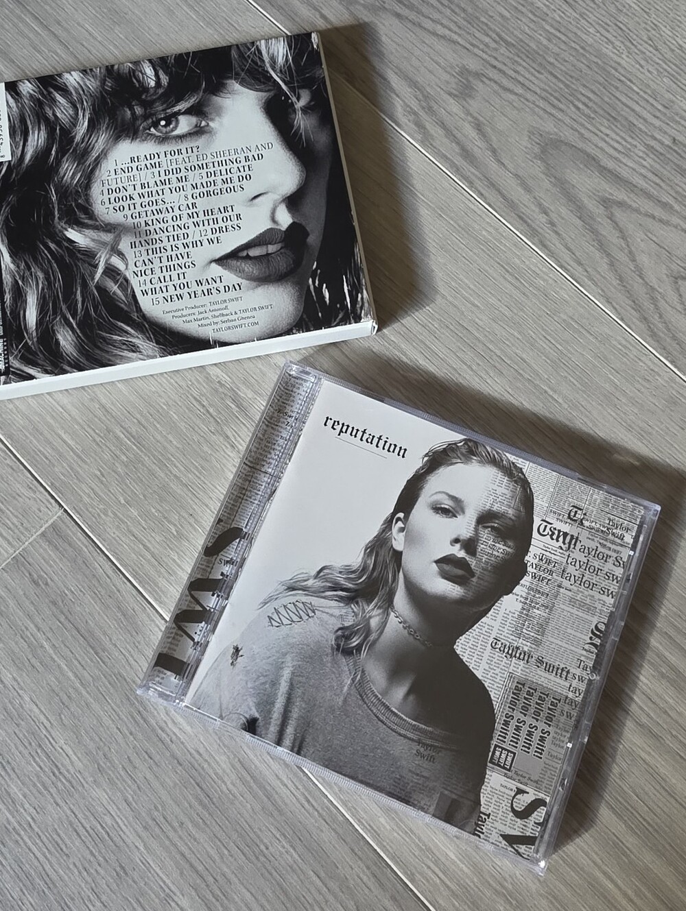 Taylor Swift Reputation CD Album